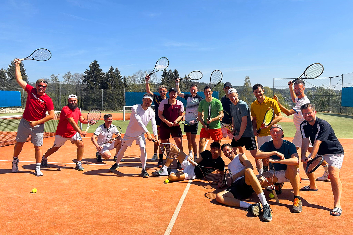 TM Tennis Team 02
